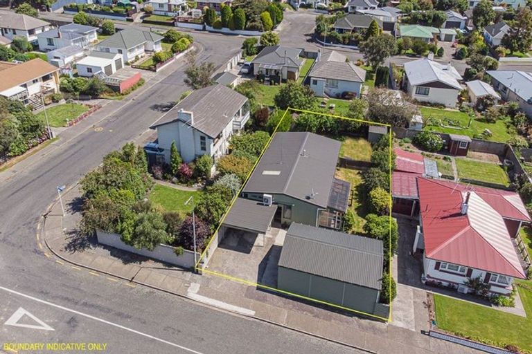 Photo of property in 4 Pine Crescent, Hargest, Invercargill, 9810