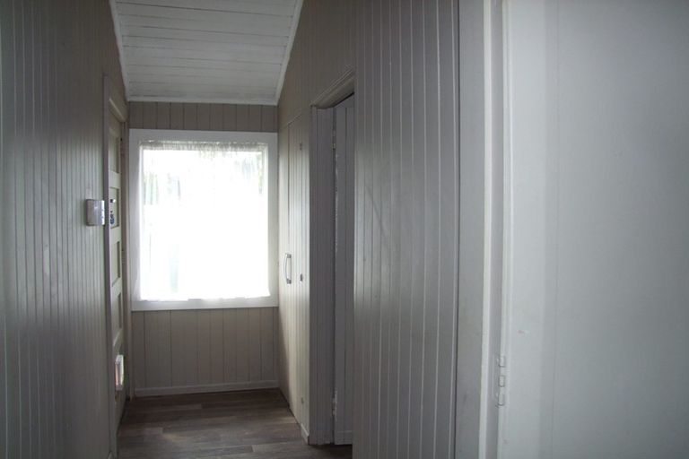 Photo of property in 9 Ossian Street, Milton, 9220