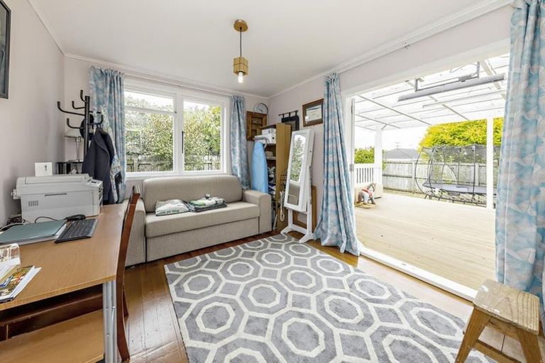 Photo of property in 3 Gifford Road, Papatoetoe, Auckland, 2025