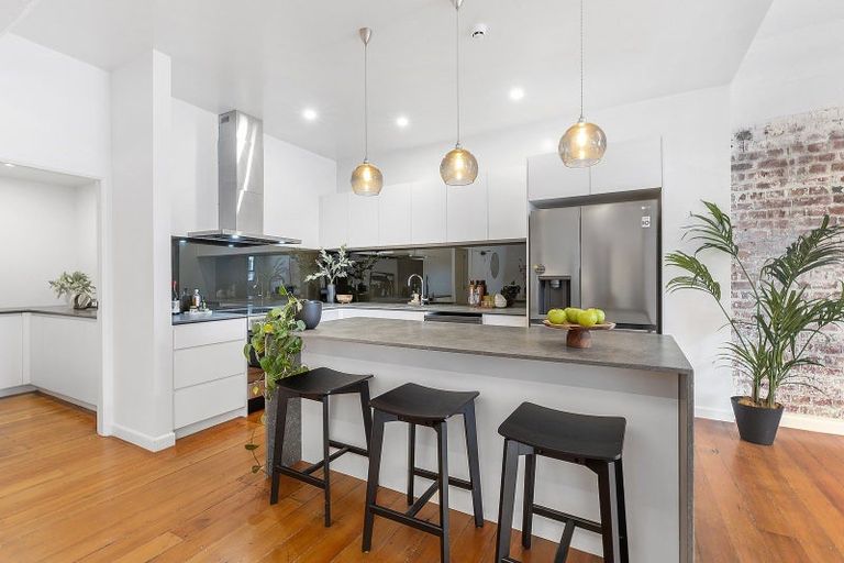 Photo of property in 4/40b Cuba Street, Te Aro, Wellington, 6011