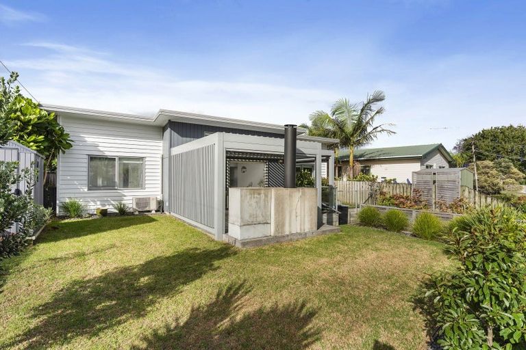 Photo of property in 408 Linton Crescent, Whangamata, 3620