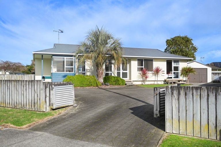 Photo of property in 67 Sandwich Road, St Andrews, Hamilton, 3200