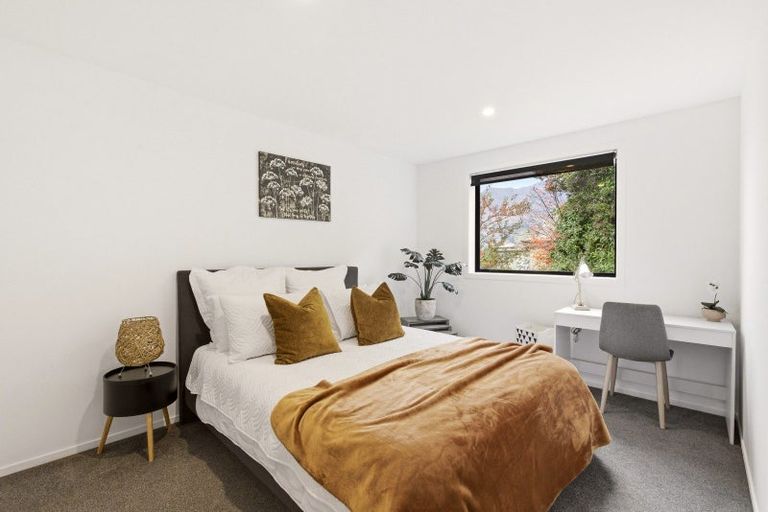 Photo of property in 5c Aspen Grove, Fernhill, Queenstown, 9300