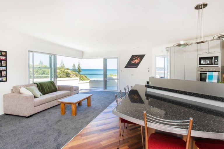 Photo of property in 33 Sirrah Street, Okitu, Gisborne, 4010