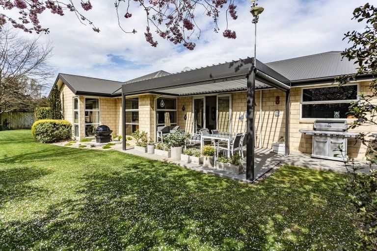 Photo of property in 38 Acacia Avenue, Rangiora, 7400