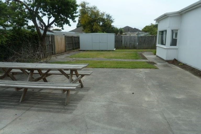 Photo of property in 41 Acacia Avenue, Upper Riccarton, Christchurch, 8041