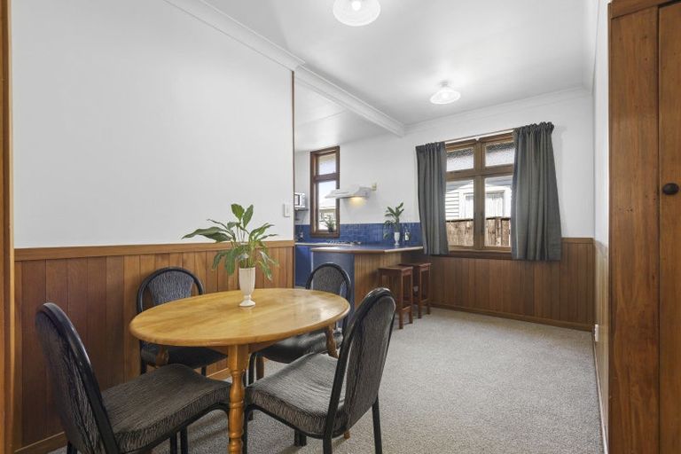 Photo of property in 27 Thomson Street, West End, Palmerston North, 4412