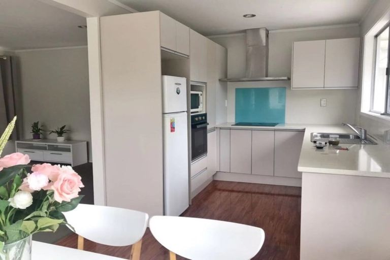 Photo of property in 71 Chartwell Avenue, Glenfield, Auckland, 0629