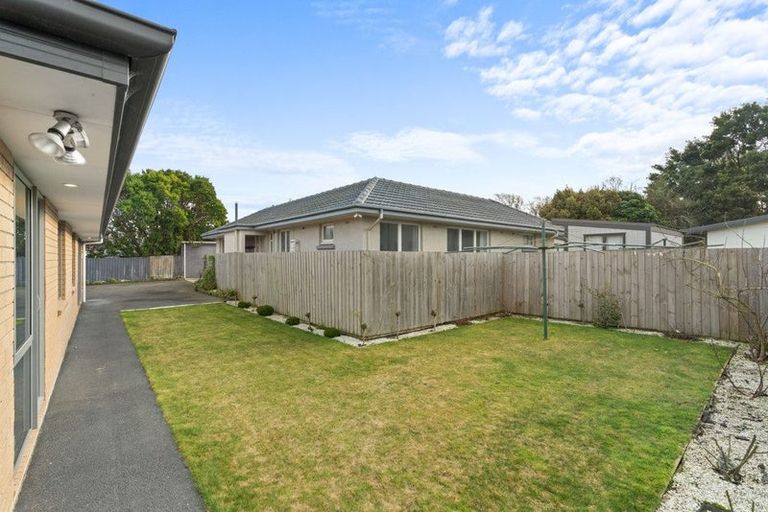 Photo of property in 93 Hansons Lane, Upper Riccarton, Christchurch, 8041