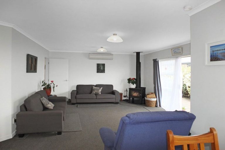 Photo of property in 62 Andrews Street, Foxton Beach, Foxton, 4815