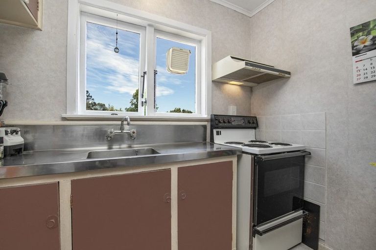 Photo of property in 131 Seabrook Avenue, New Lynn, Auckland, 0600