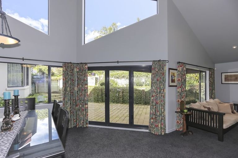 Photo of property in 18 Buckingham Place, Bethlehem, Tauranga, 3110