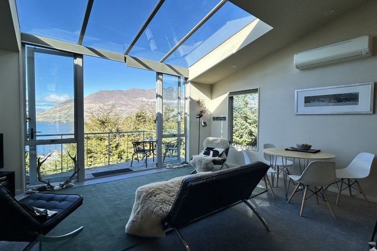 Photo of property in 7c Strawberry Lane, Fernhill, Queenstown, 9300