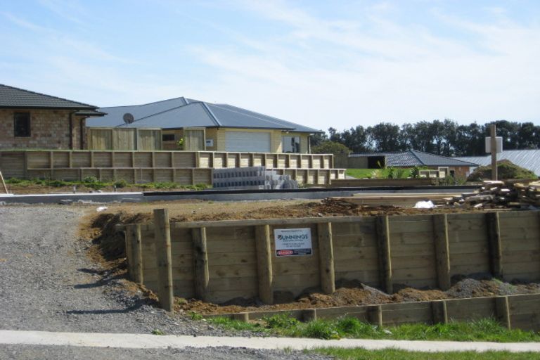 Photo of property in 73 Karamea Street, Whalers Gate, New Plymouth, 4310