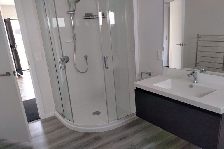 Photo of property in 9a Fitzherbert Road, Wainuiomata, Lower Hutt, 5014