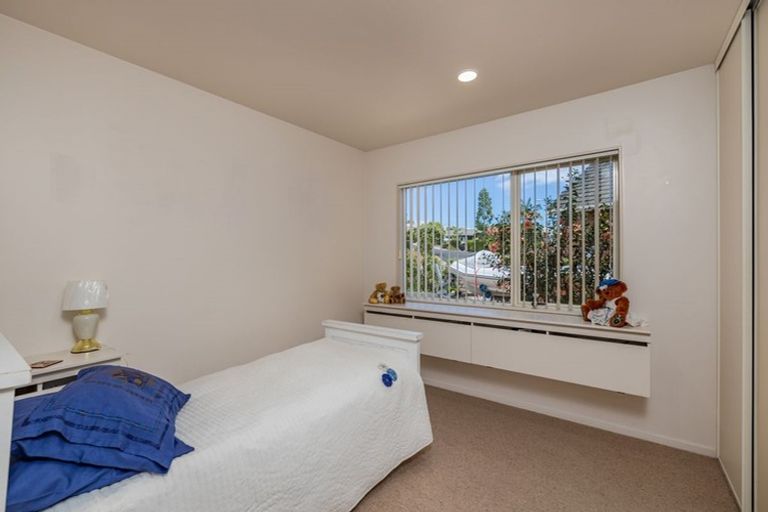 Photo of property in 20 Pohutukawa Drive, Cable Bay, 0420