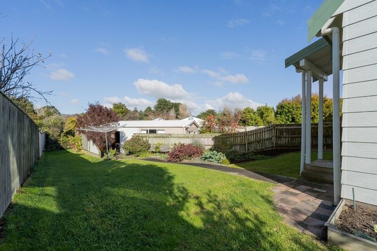 Photo of property in 2 Ono Street, Waikanae Beach, Waikanae, 5036