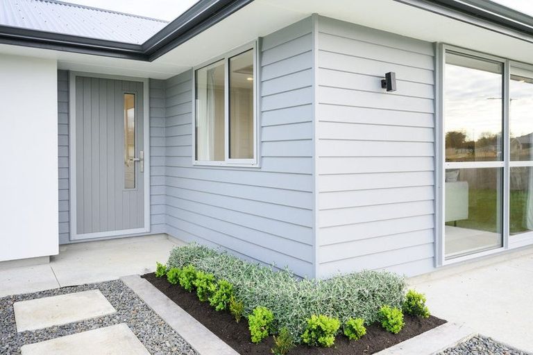 Photo of property in 2 Kereru Court, Marton, 4710