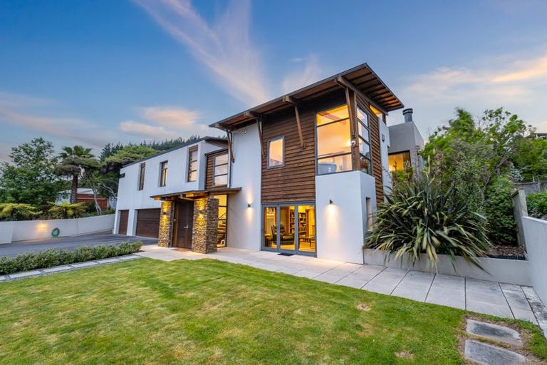 Photo of property in 3 Young Nicks Lane, Whitby, Porirua, 5024