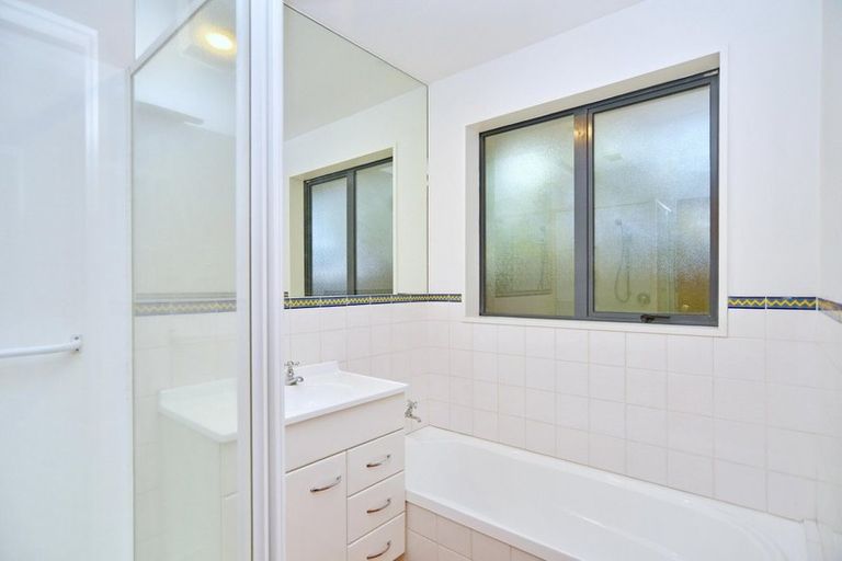 Photo of property in 8a Bass Street, Woolston, Christchurch, 8062