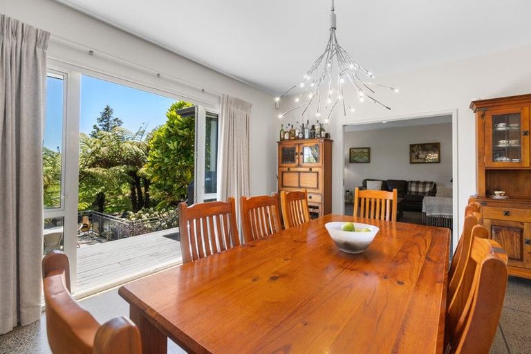 Photo of property in 187 Te Arei Road East, Huirangi, New Plymouth, 4373