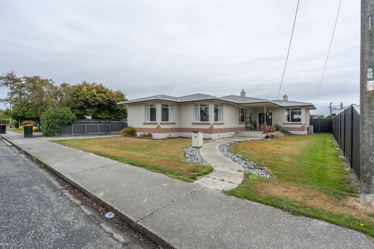 Photo of property in 19 Milton Street, Gore, 9710