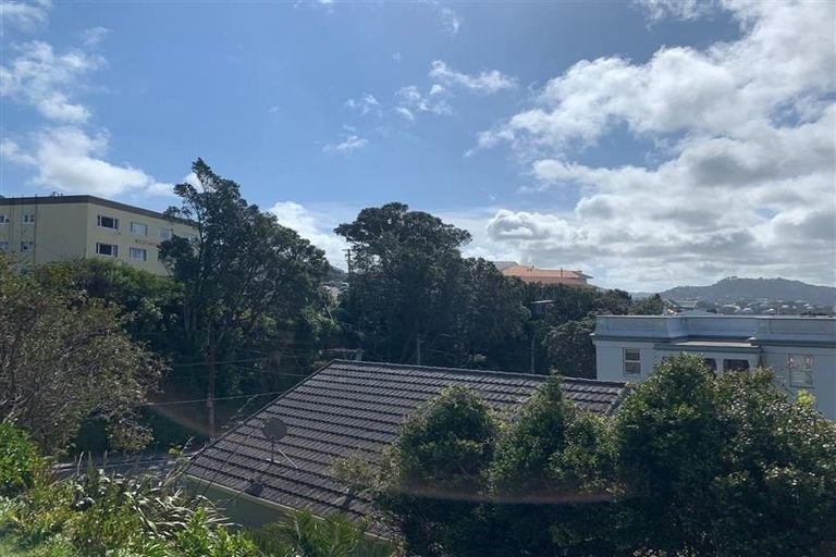 Photo of property in Manston Apartments, 1c/145 Ohiro Road, Brooklyn, Wellington, 6021