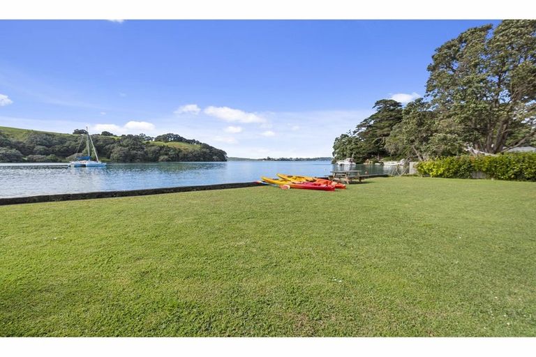 Photo of property in 397 Leigh Road, Whangateau, Warkworth, 0985