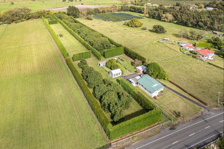 Photo of property in 92 Riverbank Road, Okoia, Whanganui, 4573