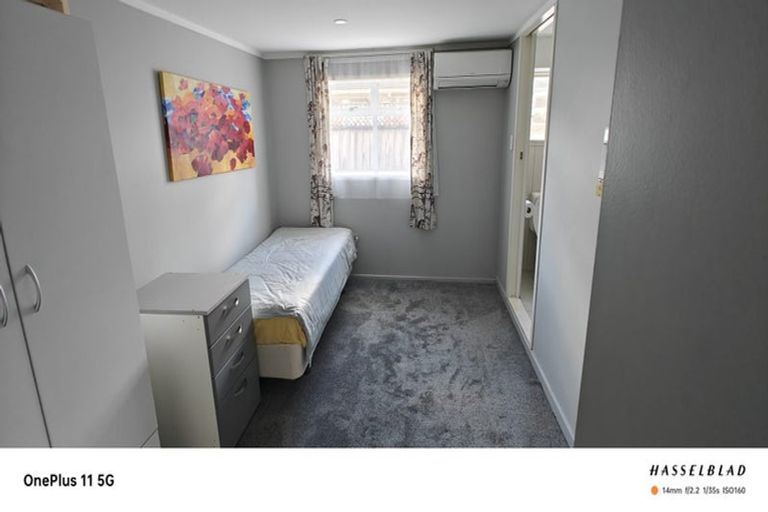 Photo of property in 1/10 Stanaway Street, Hillcrest, Auckland, 0627