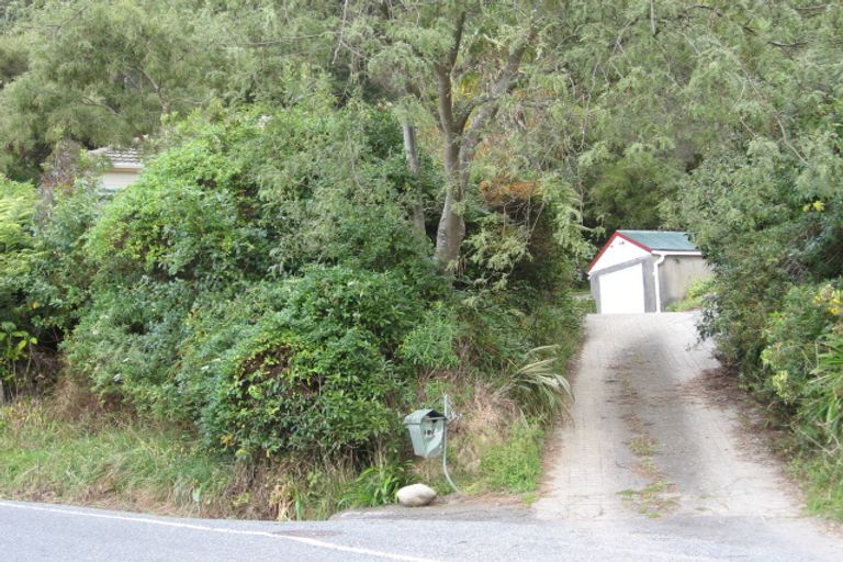 Photo of property in 124 Seddon Street, Naenae, Lower Hutt, 5011