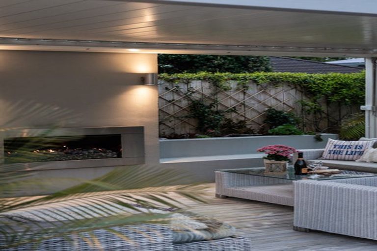 Photo of property in 52 Papaunahi Road, Bowentown, Waihi Beach, 3177