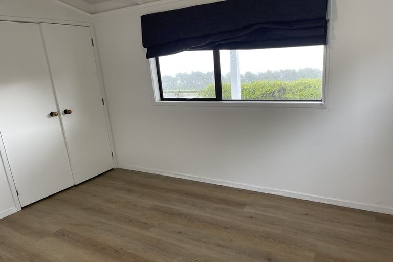 Photo of property in 283 Old North Road, Kumeu, 0892