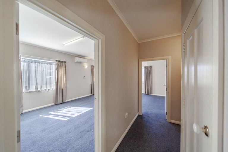 Photo of property in 27a Nuffield Avenue, Marewa, Napier, 4110