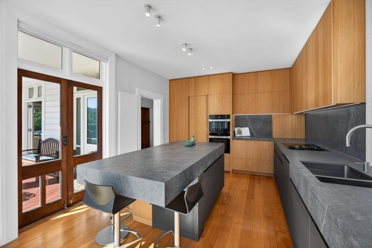 Photo of property in 66 Shelbourne Street, Nelson, 7010