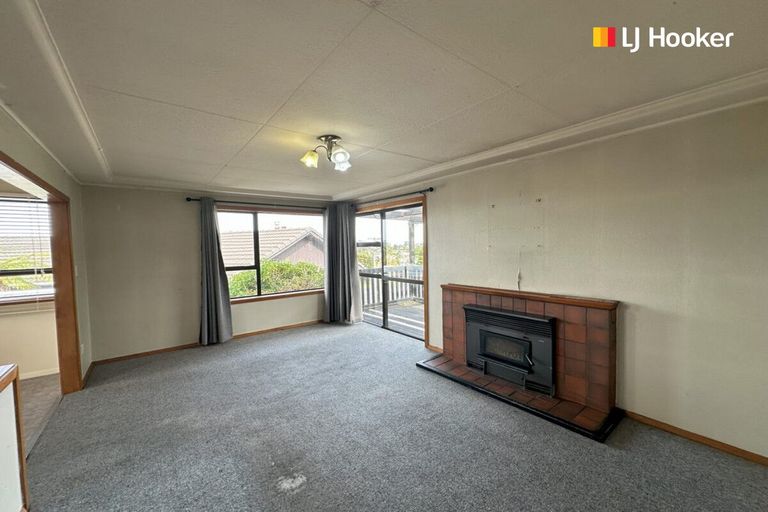 Photo of property in 6 Stephen Street, Halfway Bush, Dunedin, 9010