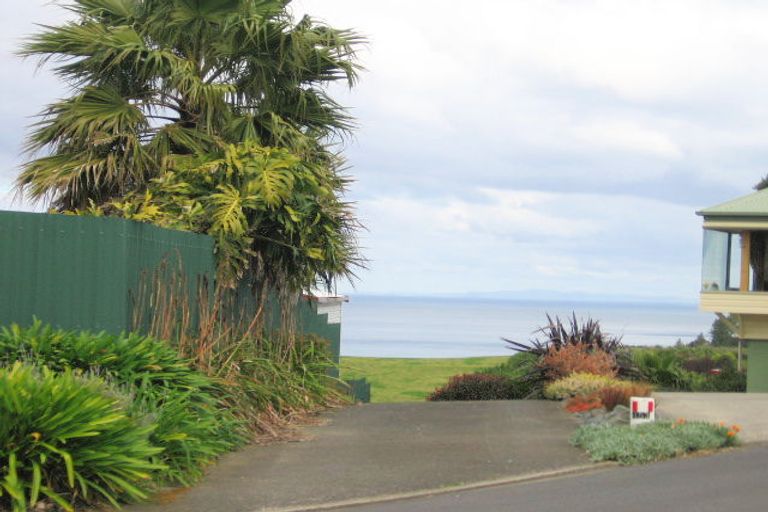 Photo of property in 451 Onemana Drive, Onemana, Whangamata, 3691