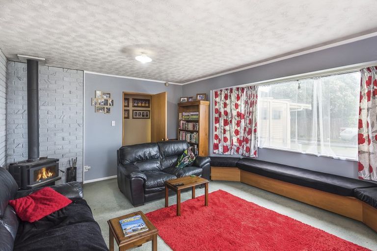 Photo of property in 6 Arnold Grove, Paraparaumu Beach, Paraparaumu, 5032