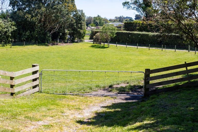 Photo of property in 30 Westmere Road, Westmere, Whanganui, 4574