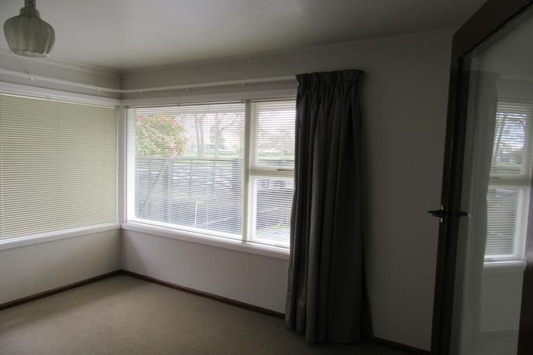 Photo of property in 2/55 Maidstone Road, Ilam, Christchurch, 8041