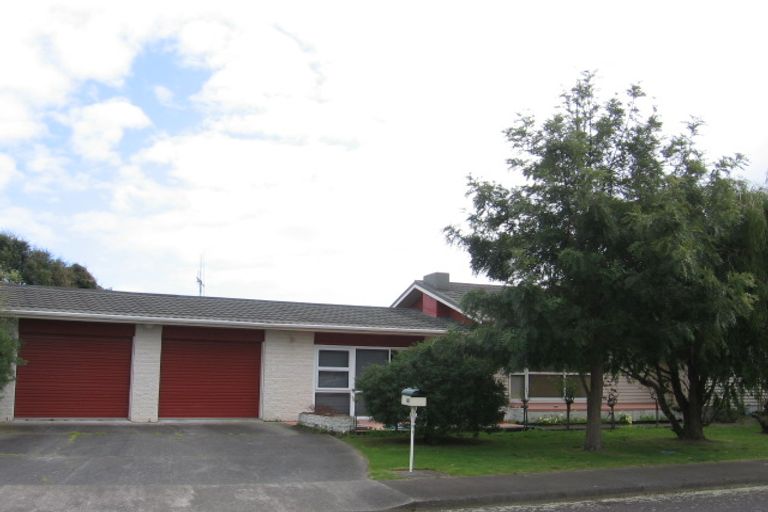 Photo of property in 44 Herrington Street, Foxton, 4814