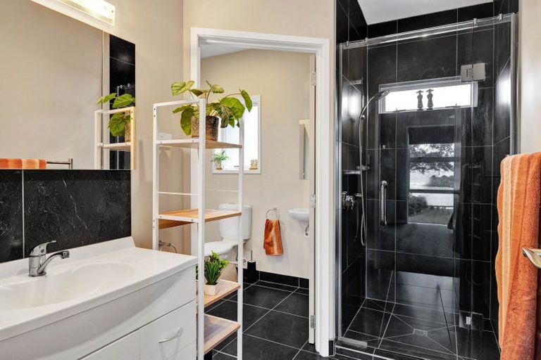 Photo of property in 22 Halse Place, Opunake, 4616