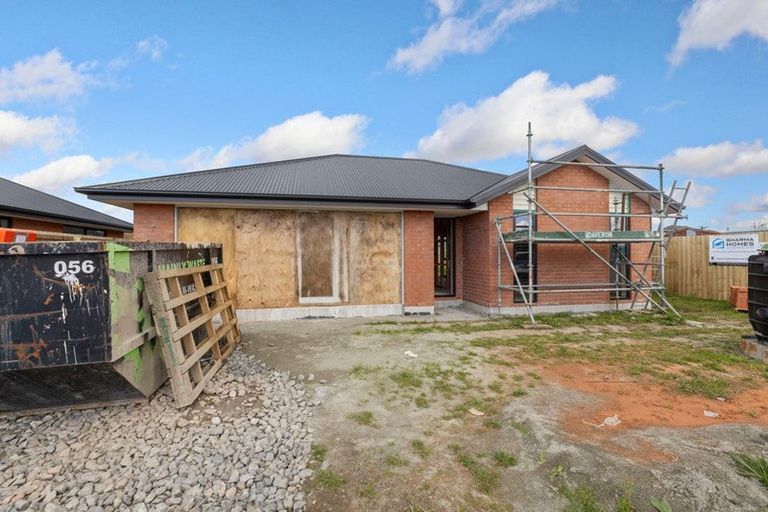 Photo of property in 17 Poipoi Place, Aranui, Christchurch, 8061