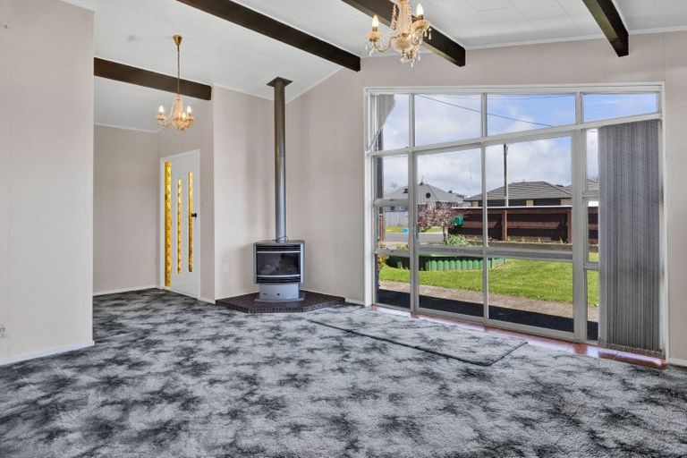 Photo of property in 82 Grey Street, Waitara, 4320