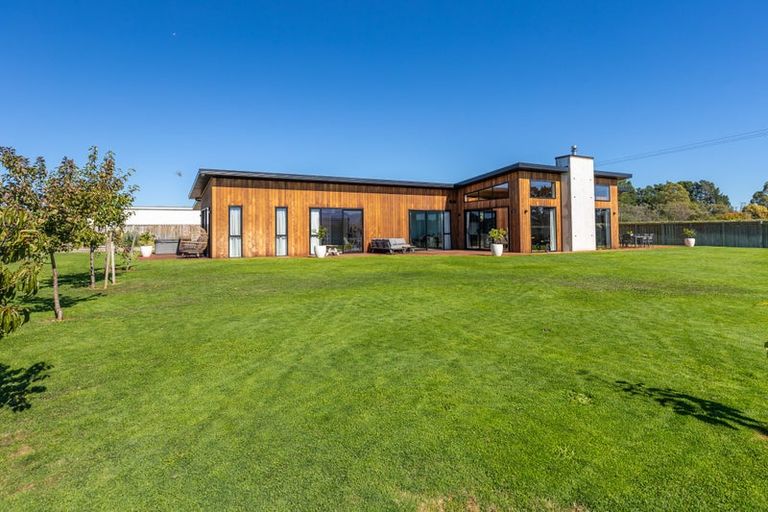 Photo of property in 37 Aerodrome Road, Burleigh, Blenheim, 7272