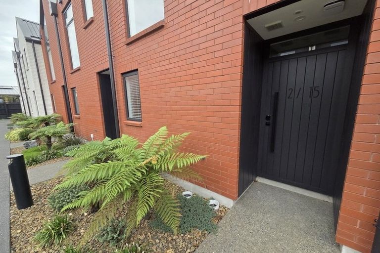 Photo of property in 2/15 Donald Place, St Albans, Christchurch, 8014