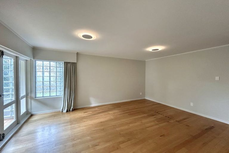 Photo of property in 2/13 Park Avenue, Takapuna, Auckland, 0622