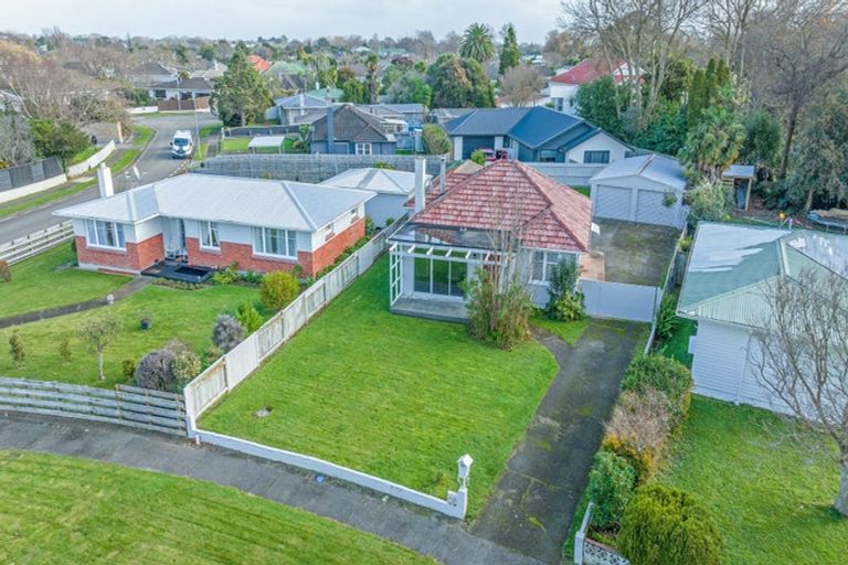Photo of property in 35 Church Street, Awapuni, Palmerston North, 4412