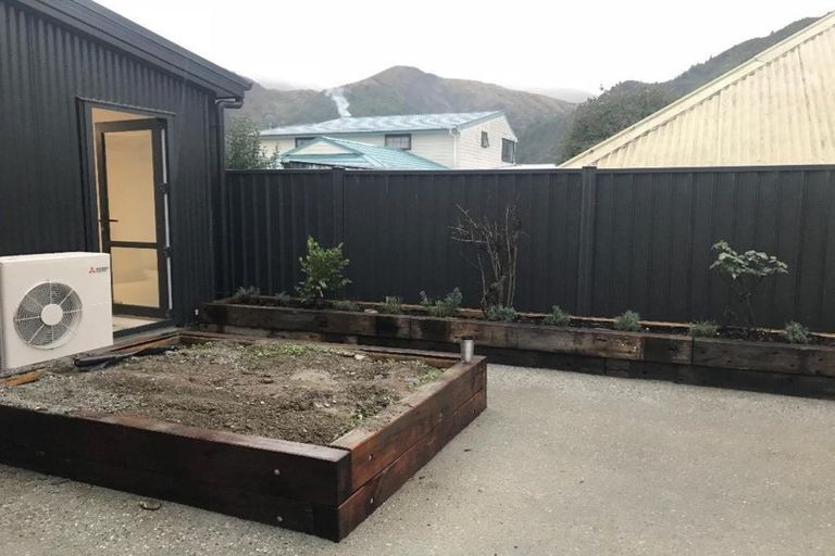 Photo of property in 9 Suffolk Street, Arrowtown, 9302