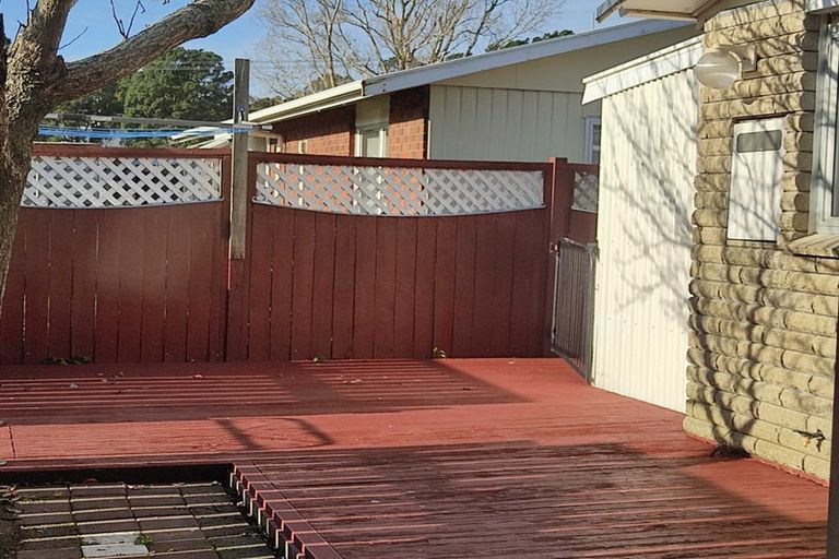 Photo of property in 1/4 Richmond Street, Waitara, 4320